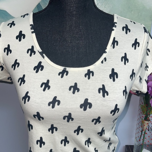 Forever 21 Crop Top - Picture 5 of 10